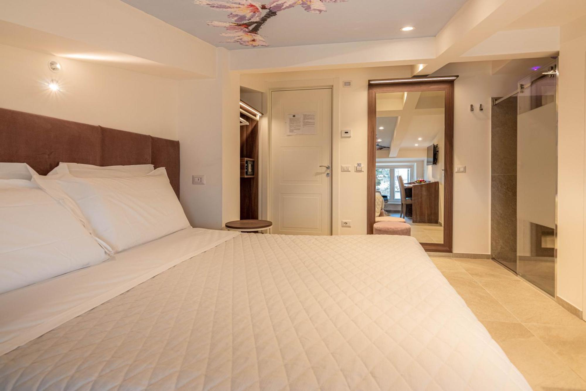 Profumi Di Primavera Luxury Rooms & Suite Matera Bagian luar foto