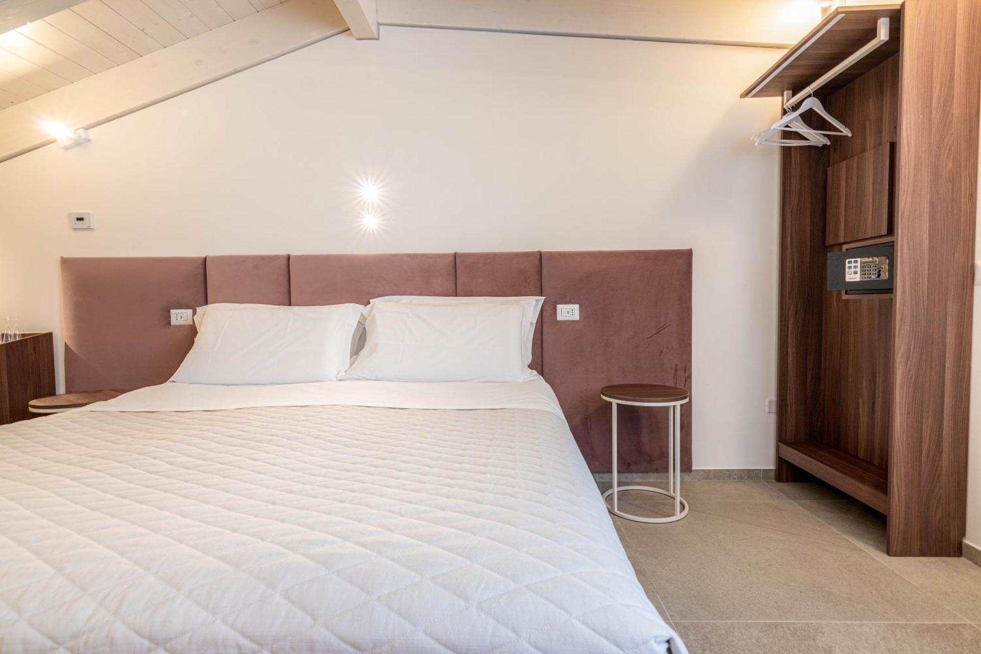Profumi Di Primavera Luxury Rooms & Suite Matera Bagian luar foto